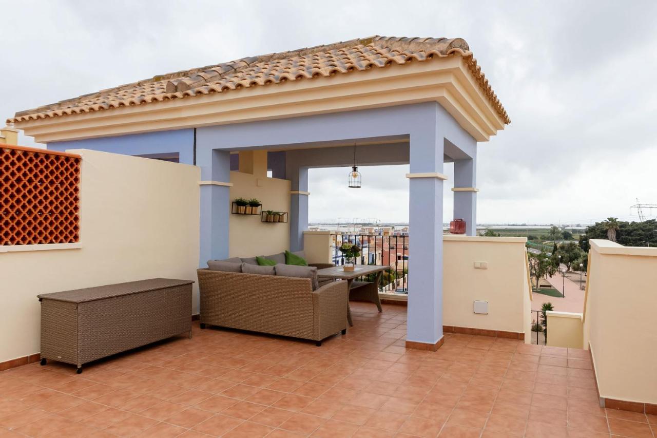 Atico Con Terraza-Solarium Y Piscina 4-6 Personas Wifi A/C Lägenhet Roda Exteriör bild