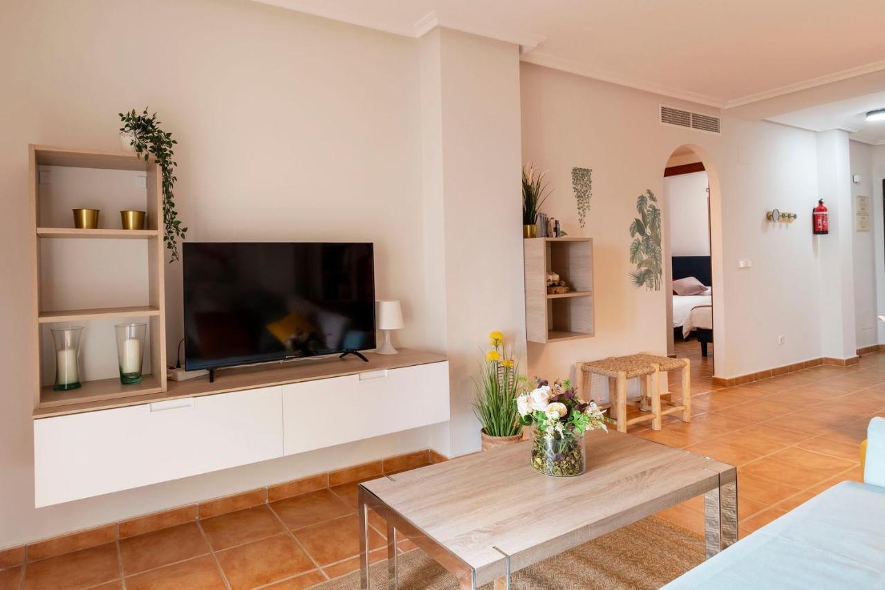 Atico Con Terraza-Solarium Y Piscina 4-6 Personas Wifi A/C Lägenhet Roda Exteriör bild